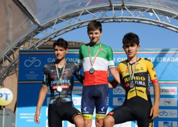 Francesco Busatto è il nuovo campione italiano di ciclismo U23. 13° maglia di campione assoluto assegnata da ExtraGiro.